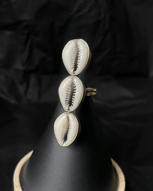 Bague en bronze et cauri - Ledoux Store