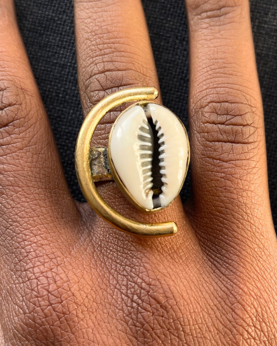 Bague en bronze et cauri - Ledoux Store